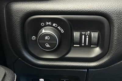 2025 RAM 1500 Laramie Crew Cab 4x4 5'7" Box