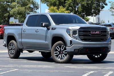 2025 GMC Sierra 1500 AT4