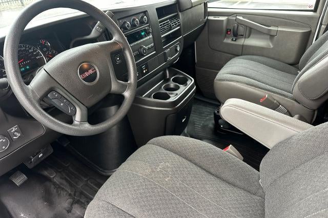 2024 GMC Savana Cargo 2500 Base