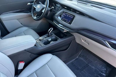 2023 Cadillac XT4 Luxury