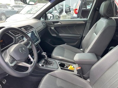 2023 Volkswagen Tiguan 2.0T SE R-Line Black