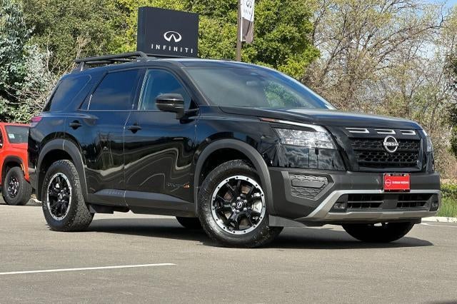 2025 Nissan Pathfinder Rock Creek 4WD