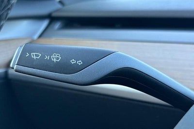 2021 Tesla Model 3 Standard Range Plus Rear-Wheel Drive