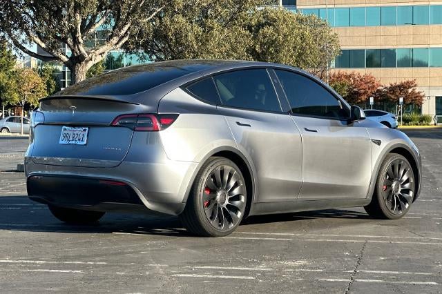 2025 Tesla Model Y Performance