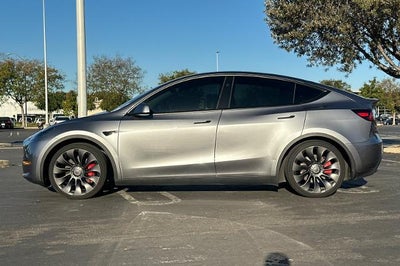 2025 Tesla Model Y Performance