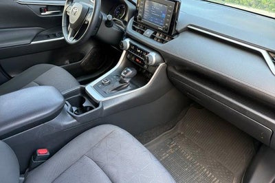 2020 Toyota RAV4 Hybrid XLE