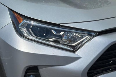 2020 Toyota RAV4 Hybrid XLE