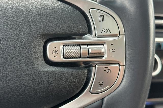 2023 Genesis GV80 Base