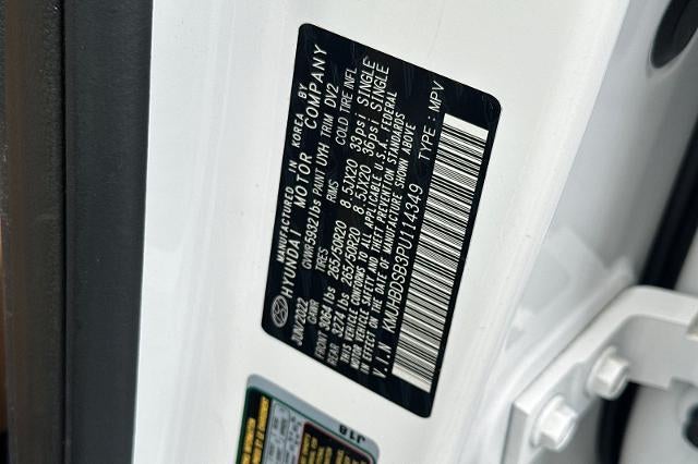 2023 Genesis GV80 Base