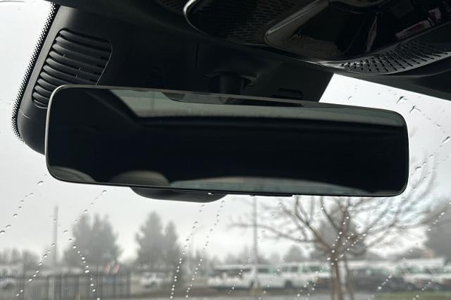 2025 Mercedes-Benz GLC 300 4MATIC® SUV