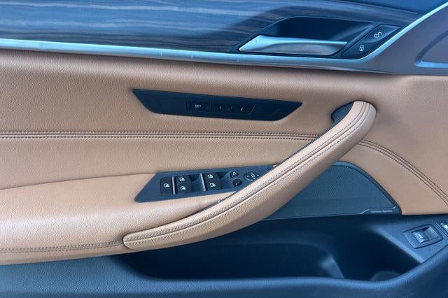 2023 BMW 530e 530e