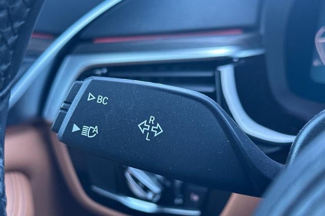 2023 BMW 530e 530e