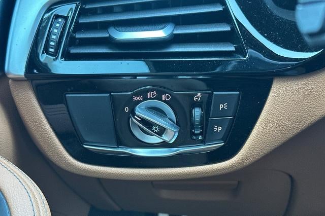 2023 BMW 530e 530e