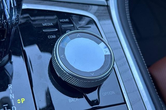2024 BMW 8 Series 840i
