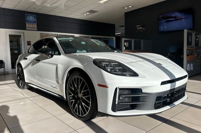 2025 Porsche Panamera Base