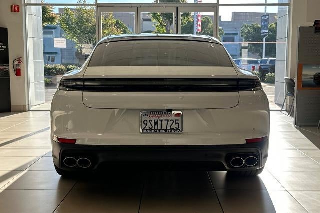 2025 Porsche Panamera Base