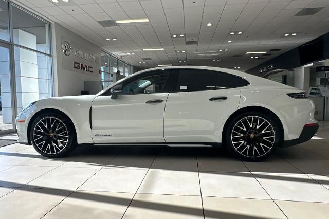 2025 Porsche Panamera Base