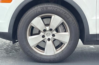 2023 Porsche Cayenne Base