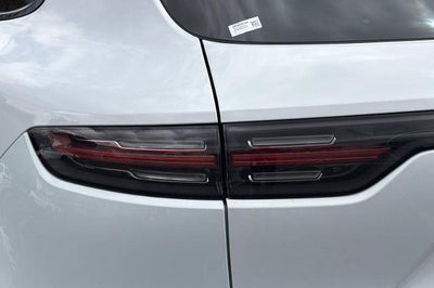 2023 Porsche Cayenne Base