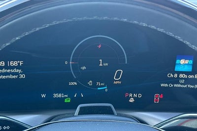 2026 Cadillac VISTIQ Luxury