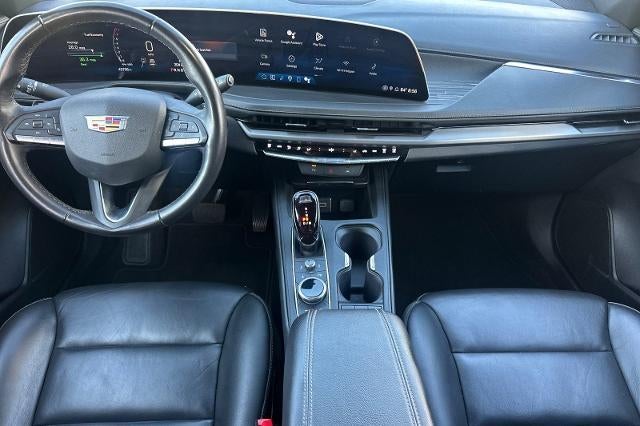 2025 Cadillac XT4 Premium Luxury