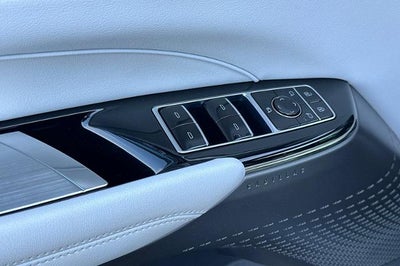 2024 Cadillac LYRIQ Luxury 1