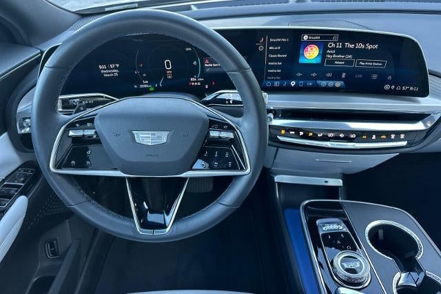 2024 Cadillac LYRIQ Luxury 1