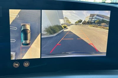 2024 Cadillac LYRIQ Sport 3