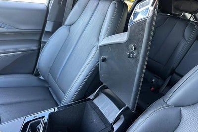 2024 Cadillac LYRIQ Sport 3