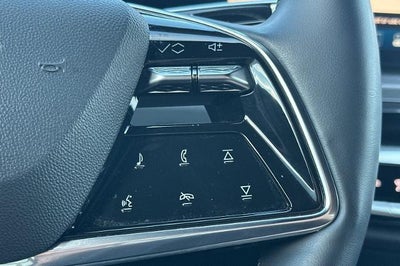 2024 Cadillac LYRIQ Sport 3