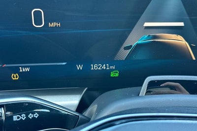 2024 Cadillac LYRIQ Sport 3