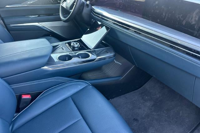 2026 Cadillac ESCALADE IQL Premium Luxury