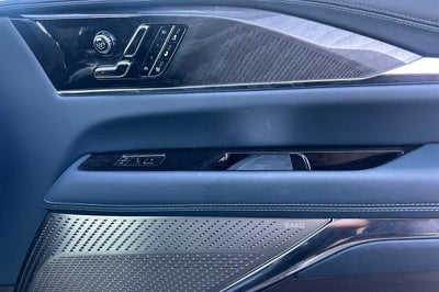 2026 Cadillac ESCALADE IQL Premium Luxury