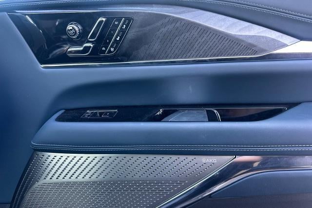 2026 Cadillac ESCALADE IQL Premium Luxury