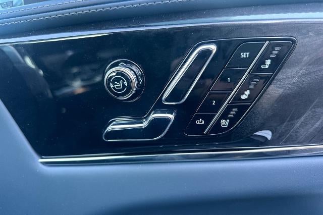 2026 Cadillac ESCALADE IQL Premium Luxury