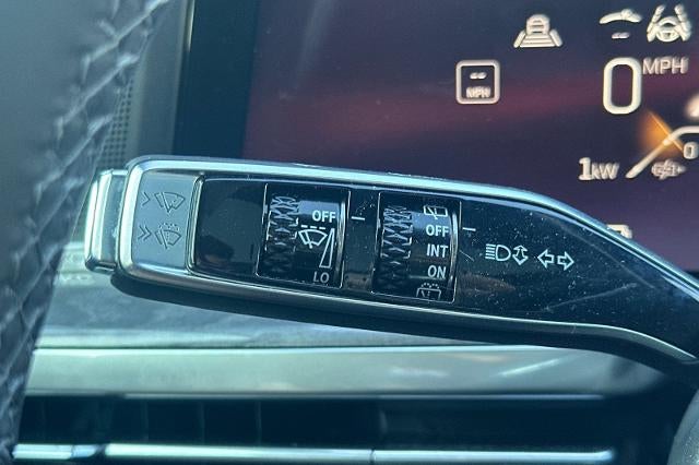 2026 Cadillac ESCALADE IQL Premium Luxury
