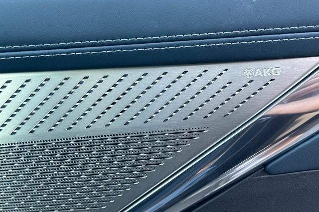 2026 Cadillac ESCALADE IQL Premium Luxury