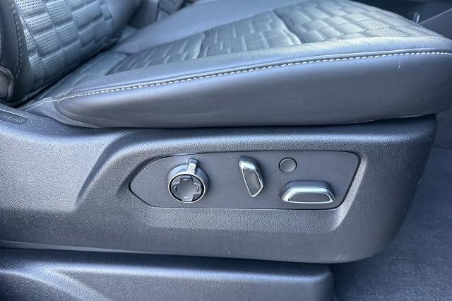 2024 Cadillac Escalade Premium Luxury Platinum