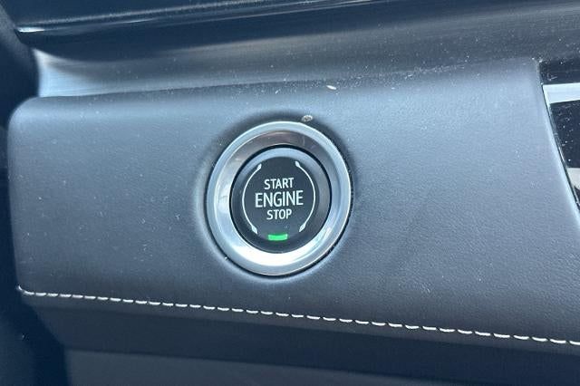 2023 Cadillac Escalade 4WD Sport Platinum