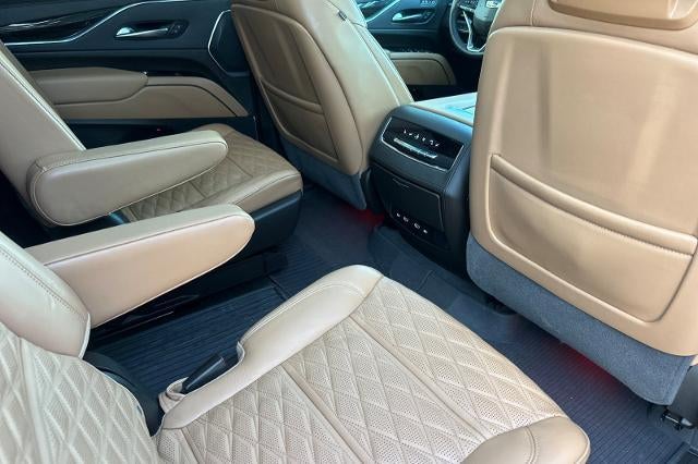 2023 Cadillac Escalade ESV 4WD Sport