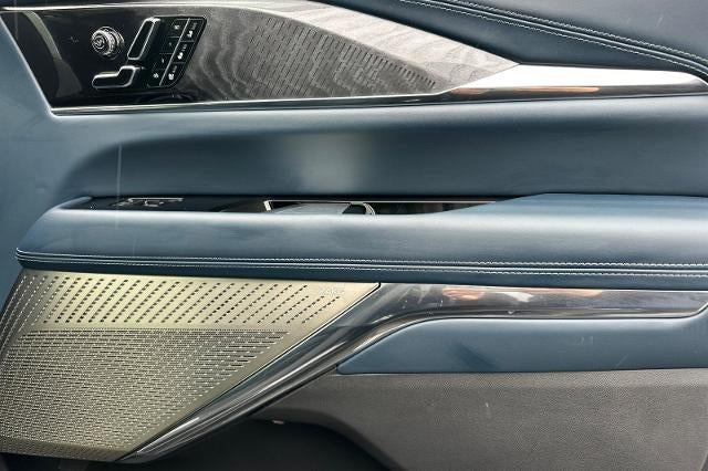 2026 Cadillac ESCALADE IQ Premium Sport