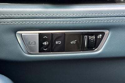 2026 Cadillac ESCALADE IQ Premium Sport