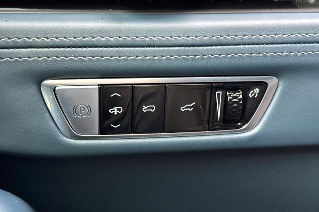 2026 Cadillac ESCALADE IQ Premium Sport