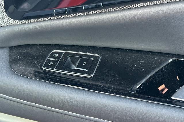 2025 Cadillac OPTIQ Sport 2