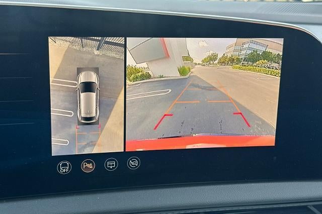 2025 Cadillac OPTIQ Sport 2