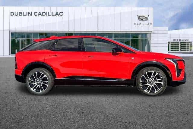 2025 Cadillac OPTIQ Sport 2