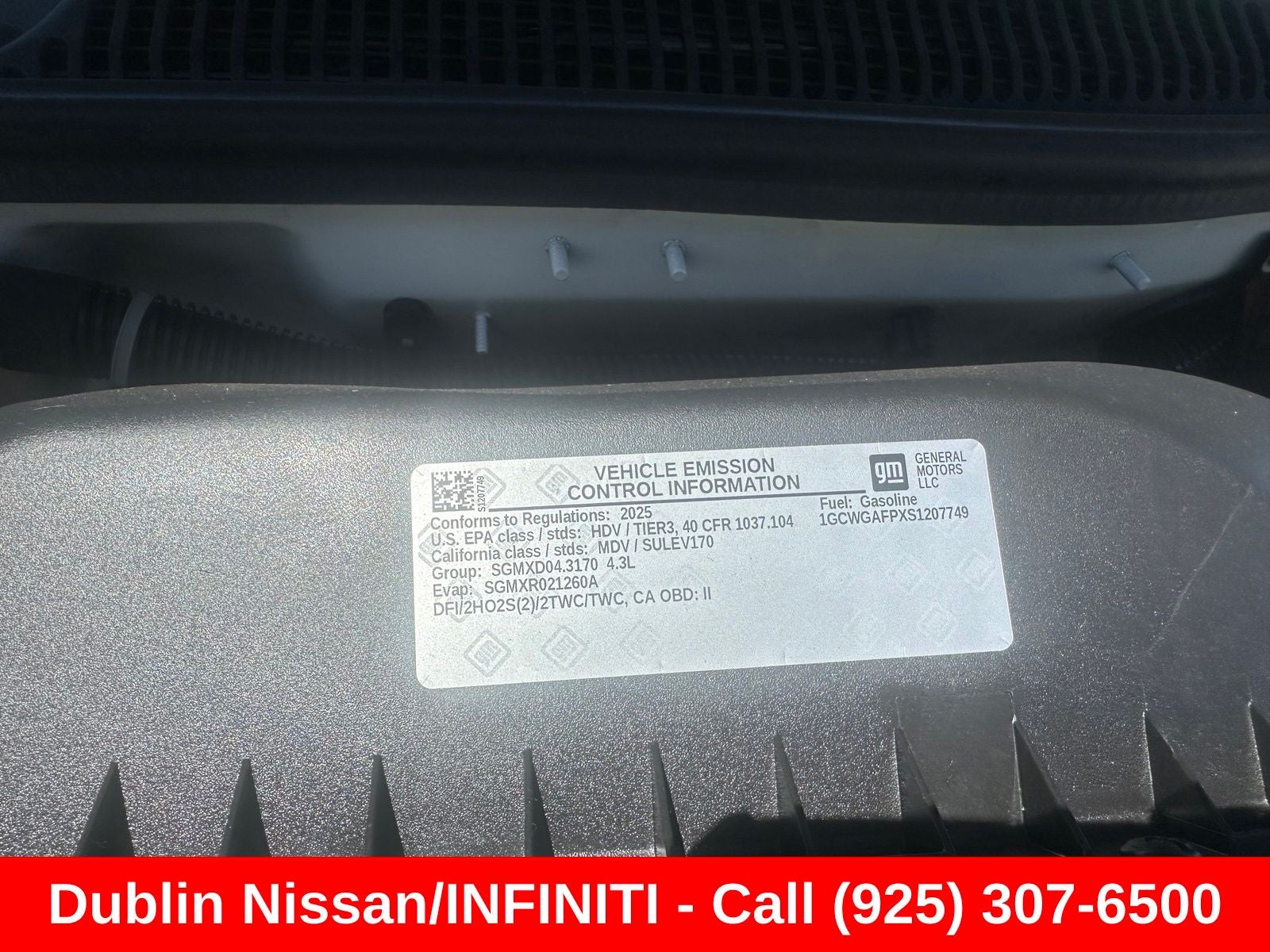 2025 Chevrolet Express 2500 Work Van Cargo