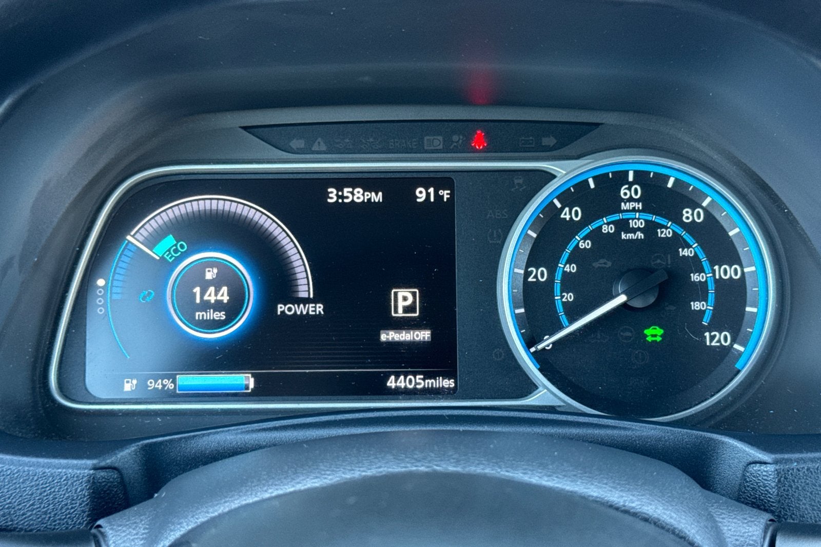 2025 Nissan Leaf S