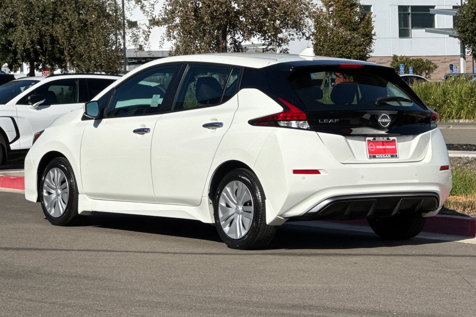 2025 Nissan Leaf S