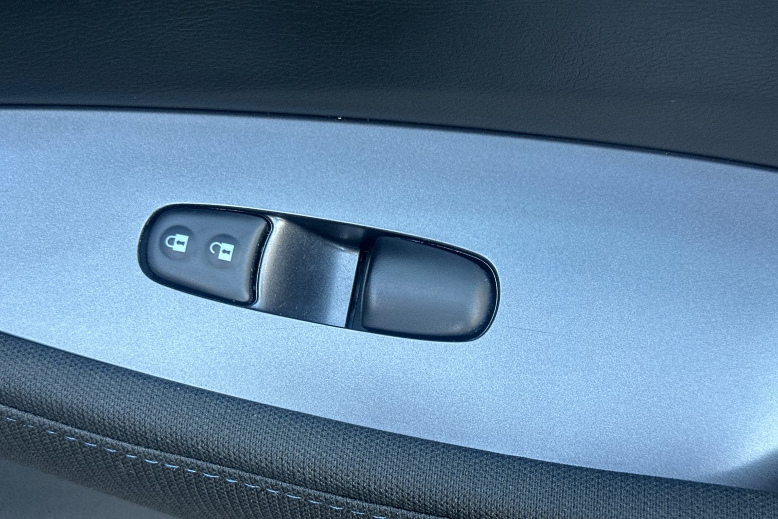 2025 Nissan Leaf S